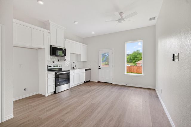 15301 Coaltown Road, Willis, TX 77378