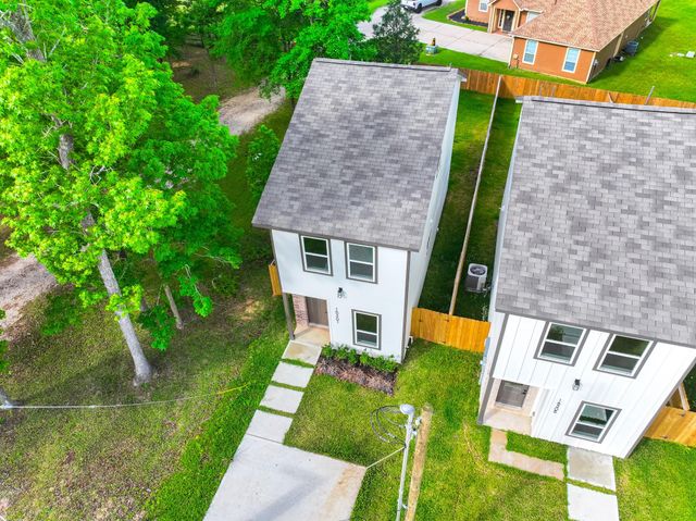 15301 Coaltown Road, Willis, TX 77378