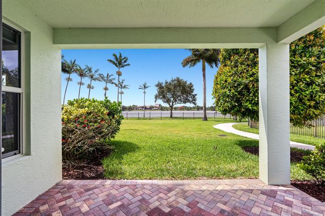 1570 NW 48th Place, Boca Raton, FL 33431