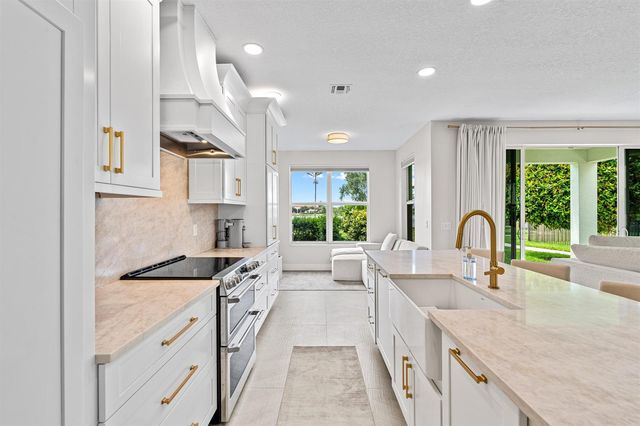 1570 NW 48th Place, Boca Raton, FL 33431