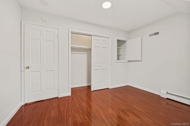 11 Pondview Close, Chappaqua, NY 10514