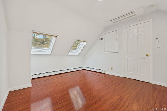 11 Pondview Close, Chappaqua, NY 10514