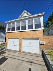 1415 Burnet Avenue, Syracuse, NY 13206