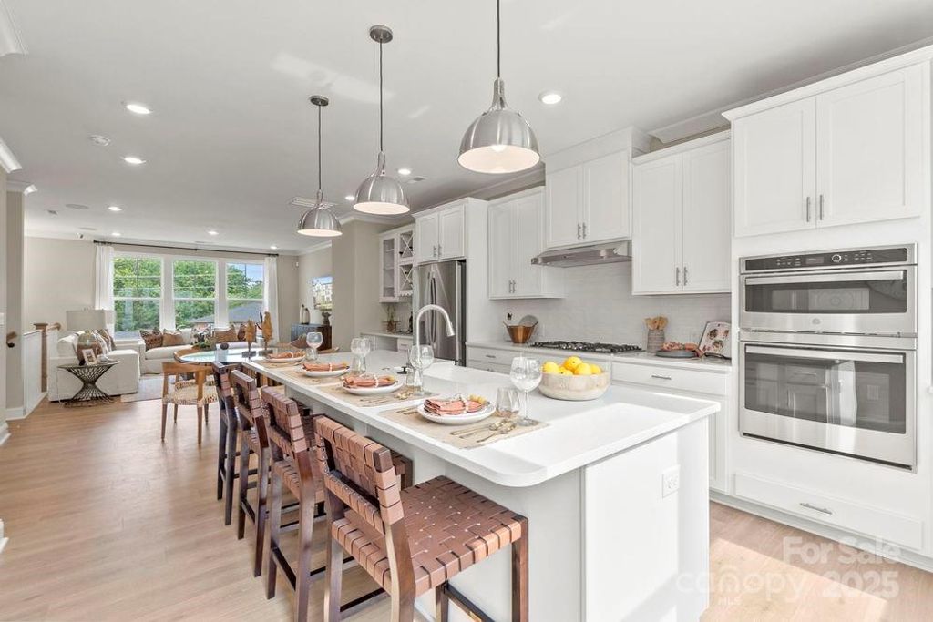 9462 Senator Royall Drive, Charlotte, NC 28262