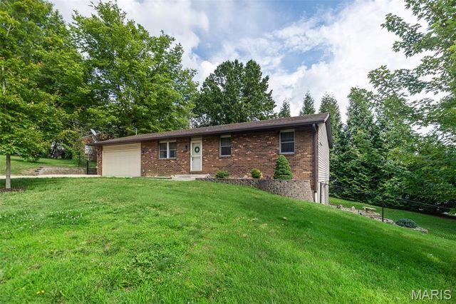 3624 Bloomer Drive, Alton, IL 62002