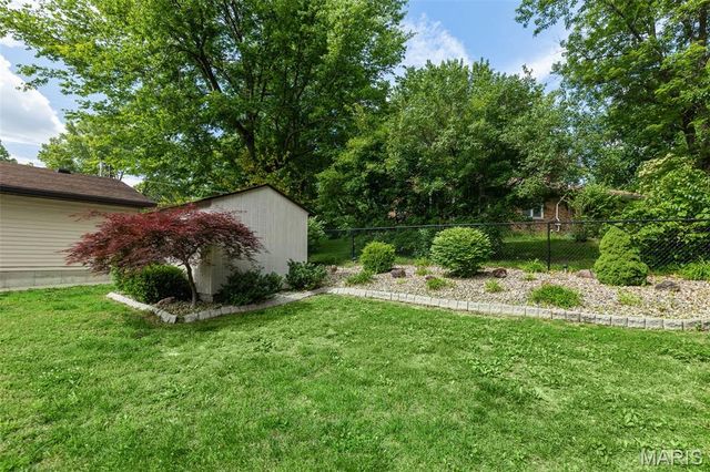 3624 Bloomer Drive, Alton, IL 62002