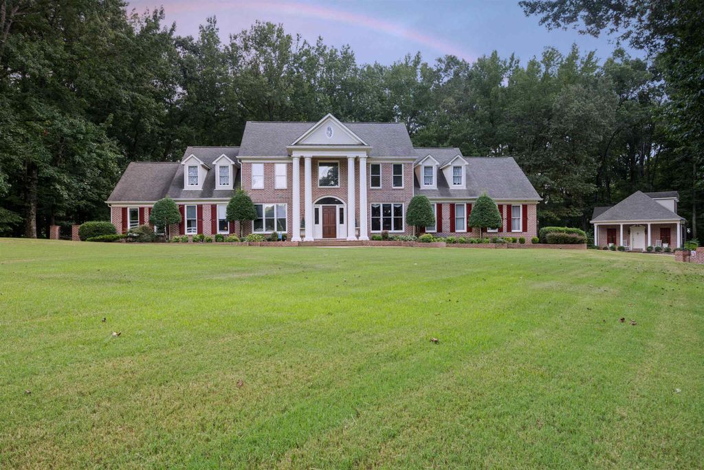 10555 SPARKLE CREEK CV E, Eads, TN 38028