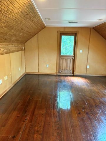 190 N Poplar Drive, Jasper, GA 30143