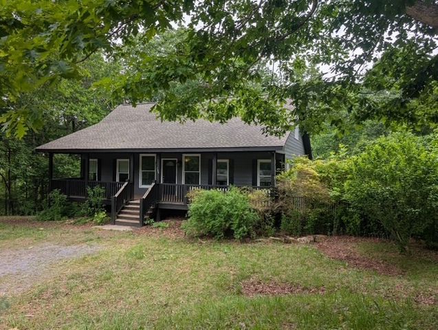 190 N Poplar Drive, Jasper, GA 30143