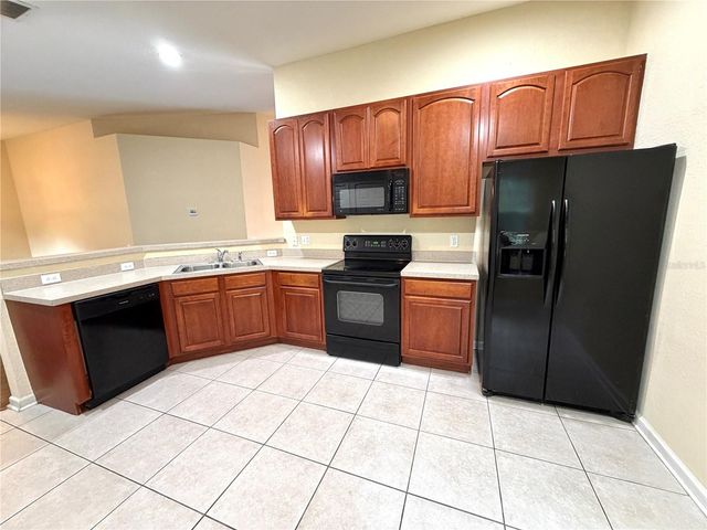 6425 AGASTIA COURT 104, Orlando, FL 32835