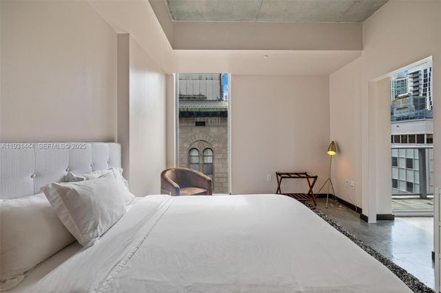 151 SE 1st St 401, Miami, FL 33131