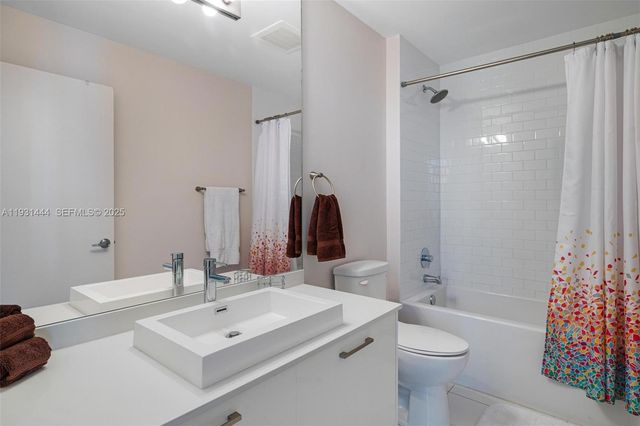 151 SE 1st St 401, Miami, FL 33131