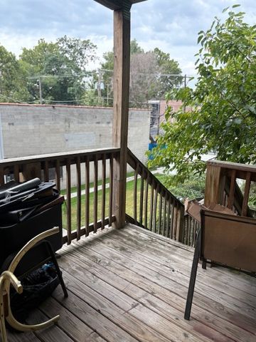7614 S Harvard Avenue, Chicago, IL 60620