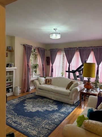 7614 S Harvard Avenue, Chicago, IL 60620