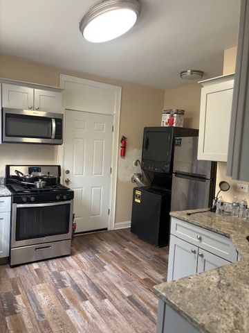 7614 S Harvard Avenue, Chicago, IL 60620