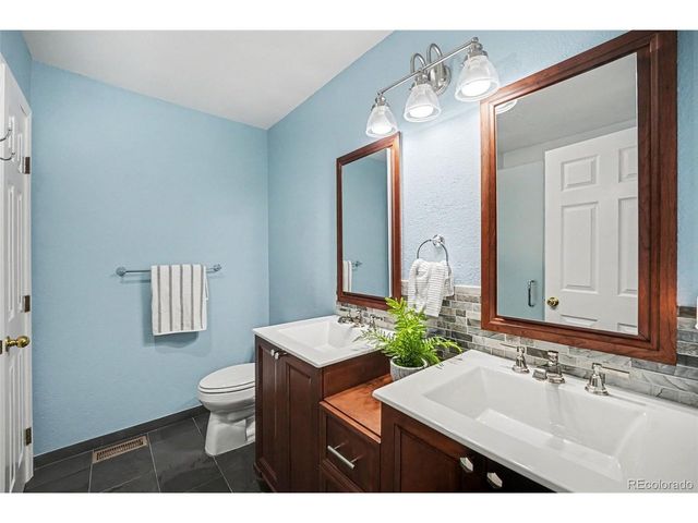 532 Canyon View Dr, Golden, CO 80403