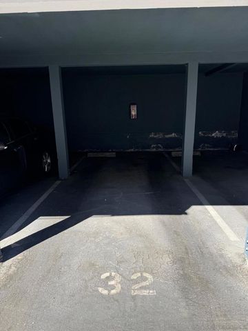 4750 Noyes St 202, San Diego, CA 92109