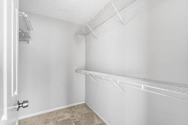 2460 Buckeye Grove, Grove City, OH 43123