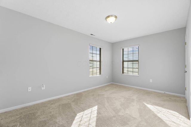 2460 Buckeye Grove, Grove City, OH 43123