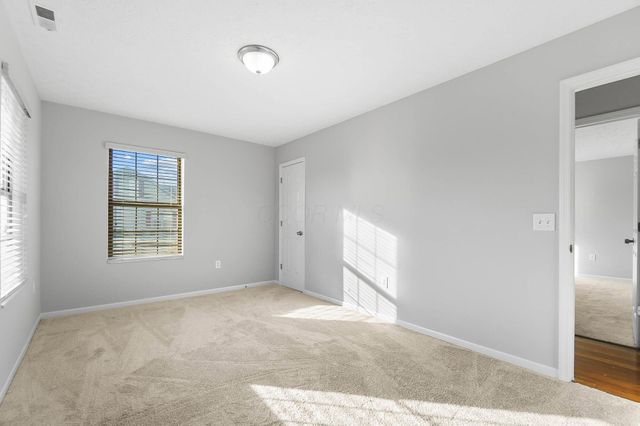 2460 Buckeye Grove, Grove City, OH 43123