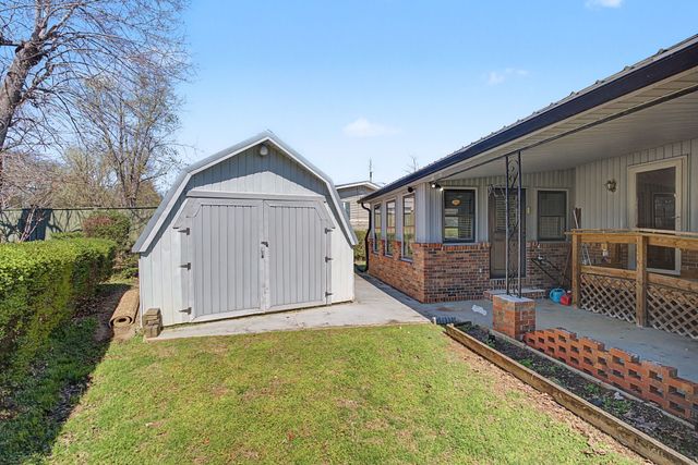 806 Dahlia Dr, Lebanon, TN 37087