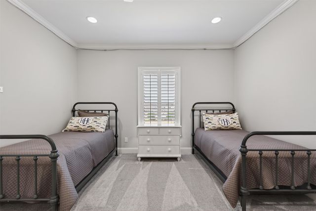 9422 Milbank, Shreveport, LA 71115