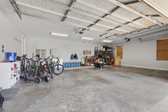 9422 Milbank, Shreveport, LA 71115