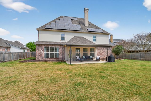 9422 Milbank, Shreveport, LA 71115