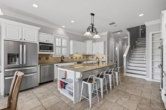 9422 Milbank, Shreveport, LA 71115