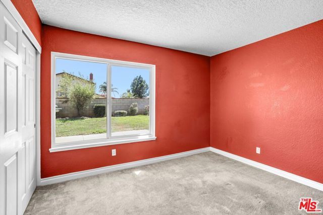 619 W Arbeth Street, Rialto, CA 92377