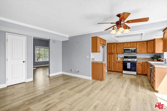 619 W Arbeth Street, Rialto, CA 92377