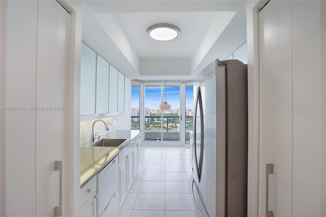 21205 Yacht Club Drive 2604, Aventura, FL 33180