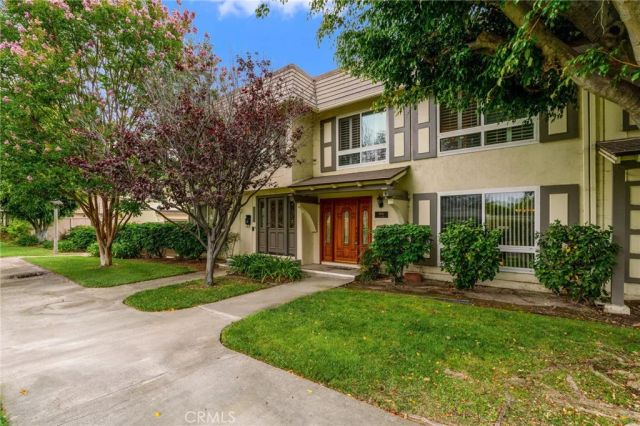 9850 Via Sonoma, Cypress, CA 90630