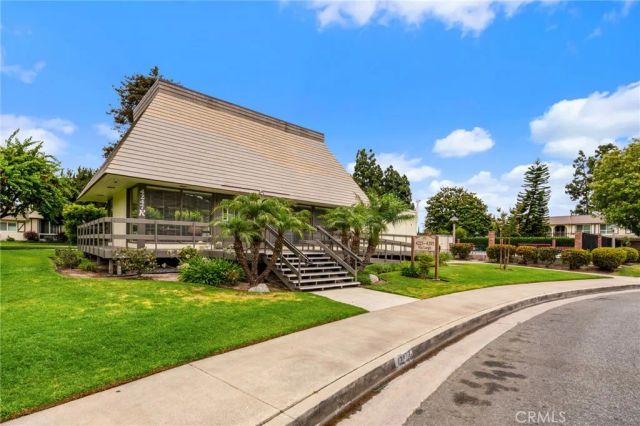 9850 Via Sonoma, Cypress, CA 90630