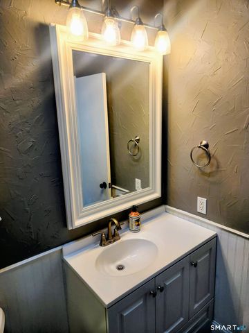 15 Perry Avenue A10, Norwalk, CT 06850