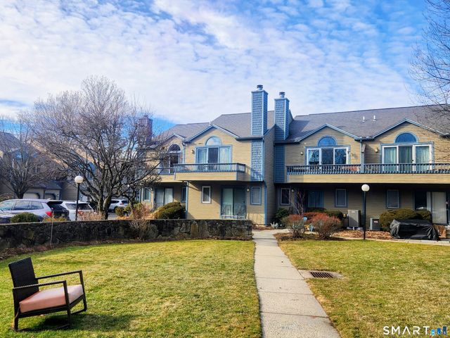 15 Perry Avenue A10, Norwalk, CT 06850