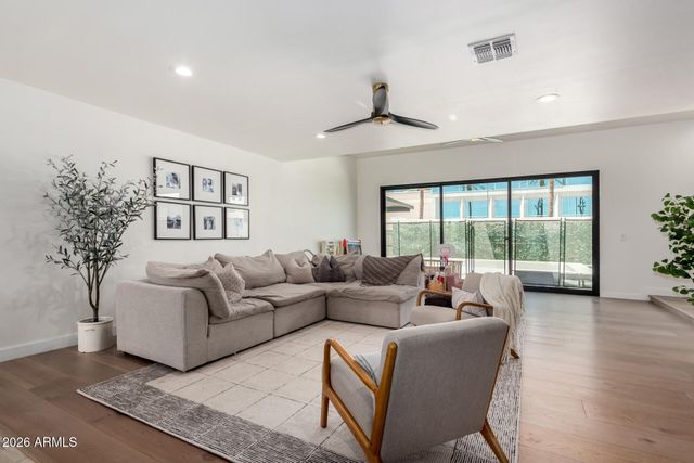 2544 E Pierson Street, Phoenix, AZ 85016