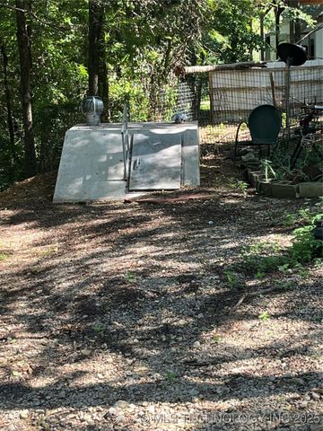 4905 Blackfoot Lane, Kingston, OK 73439