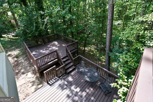1053 Longwood Drive, Woodstock, GA 30189