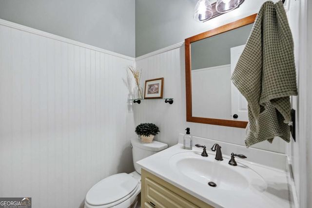 1053 Longwood Drive, Woodstock, GA 30189