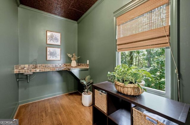 1053 Longwood Drive, Woodstock, GA 30189