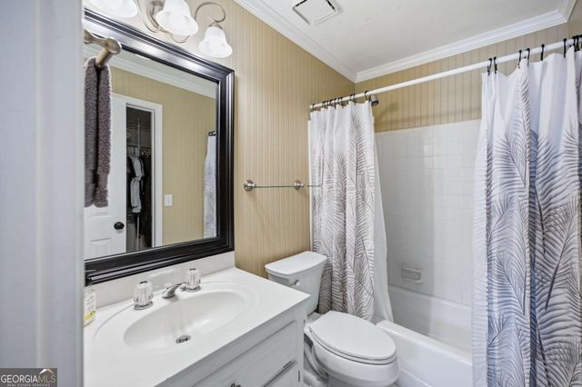 1053 Longwood Drive, Woodstock, GA 30189