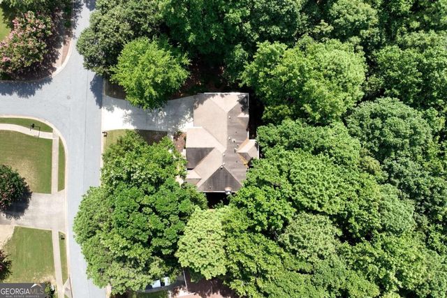 1053 Longwood Drive, Woodstock, GA 30189
