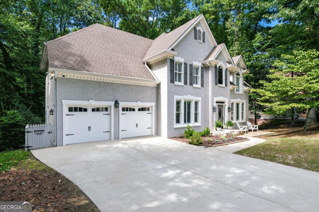 1053 Longwood Drive, Woodstock, GA 30189