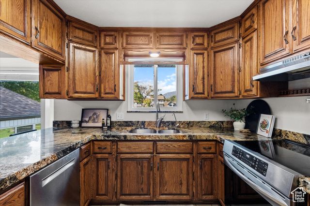 6692 W 9770 N, Highland, UT 84003