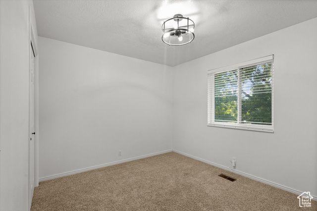 6692 W 9770 N, Highland, UT 84003