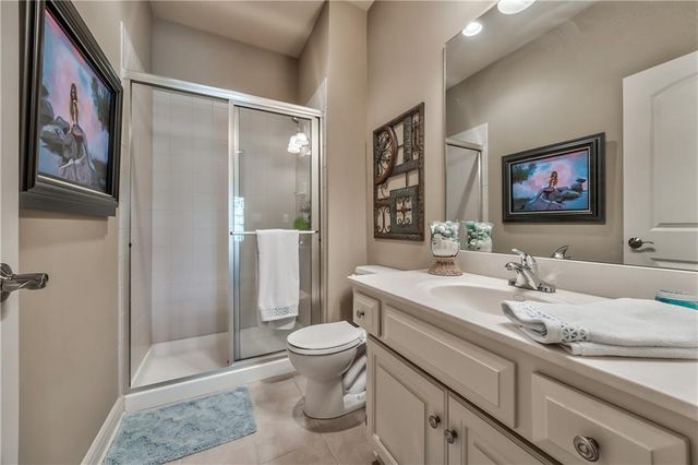 9638 Zarda Drive, Lenexa, KS 66227