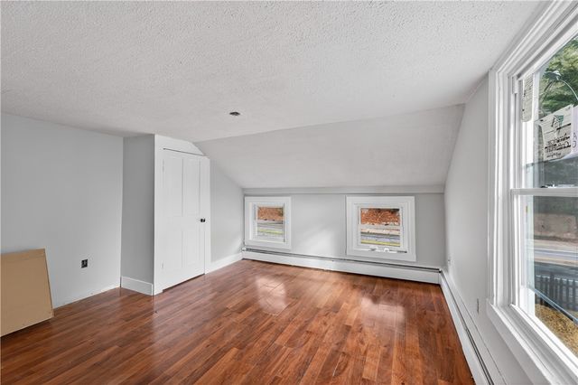 154 waterman Avenue, North Providence, RI 02911