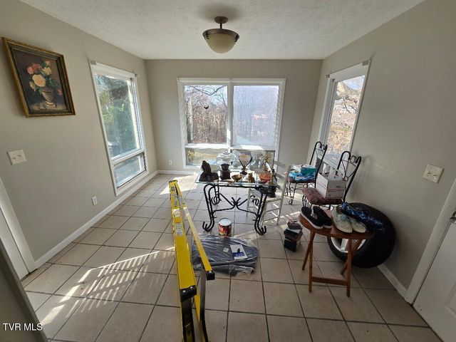 1162 Ridgecrest Avenue, Kingsport, TN 37665