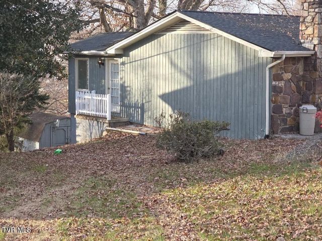 1162 Ridgecrest Avenue, Kingsport, TN 37665